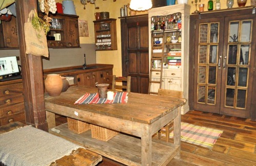 Smizany Casa | Vintage cozy village house