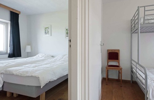 Bemelen Casa | Vintage Farmhouse in Bemelen with Forest near