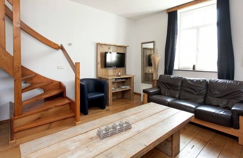 Bemelen Casa | Vintage Farmhouse in Bemelen with Forest near