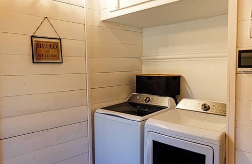 Long Lane Cabina | Vintage Luxury Railcar Retreat on 10 acres overlooking Pond