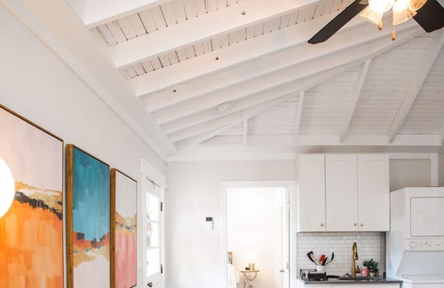 Woodbine Apartamento | Vintage Modern Apartment in the Heart of Nashville