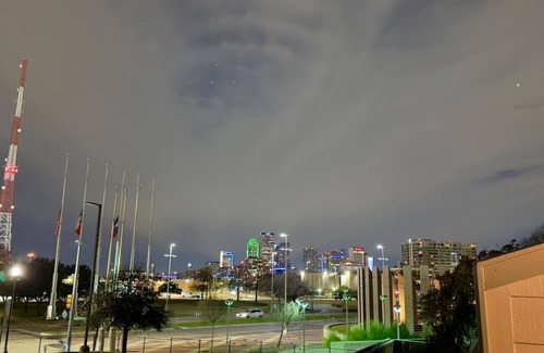 Deep Ellum Apartamento | Vintage Modern Luxury-Deep Ellum-Fair Park