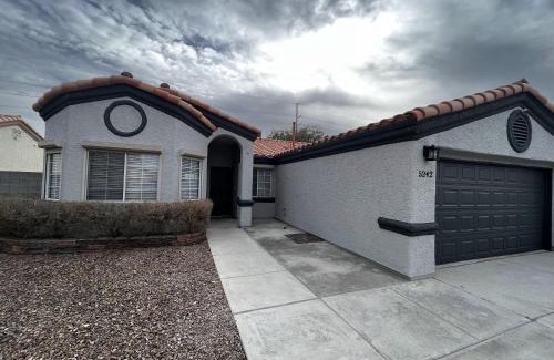 North Las Vegas Casa | Vintage Residence whit 3 Bedroom and Billard Table