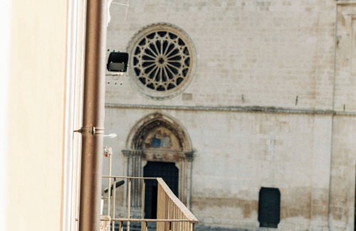 Sulmona Apartamento | Vintage-retro style Venus and Adonis apartment