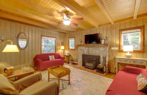 Arrowhead Villas Casa | Vintage Snow White Cottage about 2 Miles to Village!