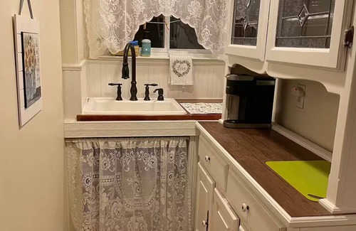Wildwood Crest Apartamento | Vintage spirit, clean, open, airy, room to relax