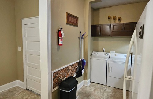 Greenville Apartamento | Vintage2 Chestnut Duplex