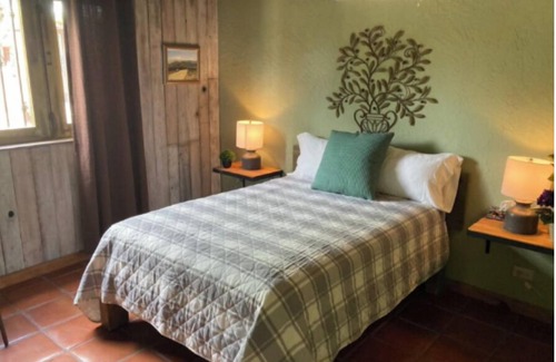 Valle de Guadalupe Cama Y Desayuno | Vinya Abril