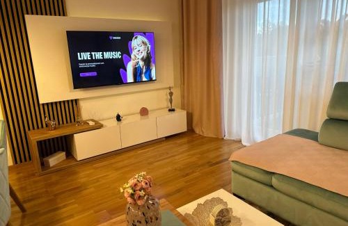 Nis Apartamento | Violet deluxe