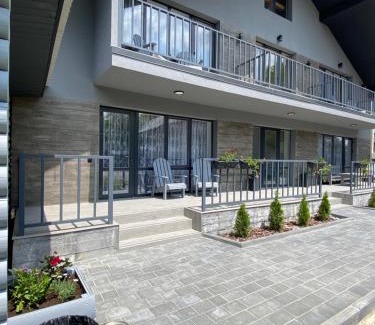 Mykulychyn Apartamento | VIP котедж Рокита