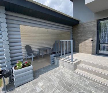 Mykulychyn Apartamento | VIP котедж Рокита
