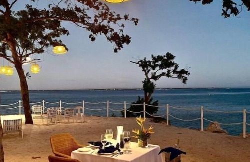 Maribago Condominio | VIP 2-bedroom Suites Tambuli Seaside Resort and Spa with 3 Beds Sleeps 6