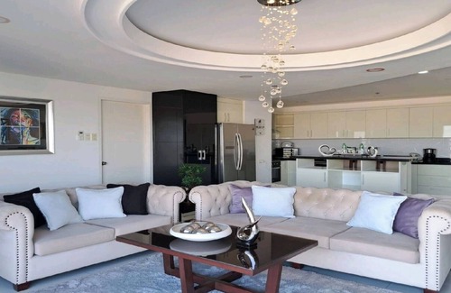 Balibago Apartamento | VIP 2Bedroom Penthouse-Kandi Palace 155sqm with Jacuzzi