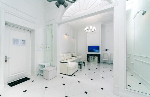 Besarabka Apartamento | VIP apartment near Kreschatyk, 31а Pushkinska Street