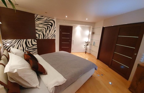 Moskovsky District Apartamento | VIP ROZOCHKA