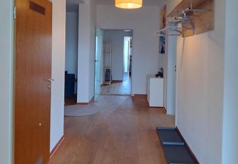 Oberhausen-Sud Apartamento | Virginie Apartments - großzügige 145 qm mit Balkon und Parkplatz