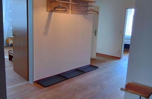 Oberhausen-Sud Apartamento | Virginie Apartments - großzügige 145 qm mit Balkon und Parkplatz