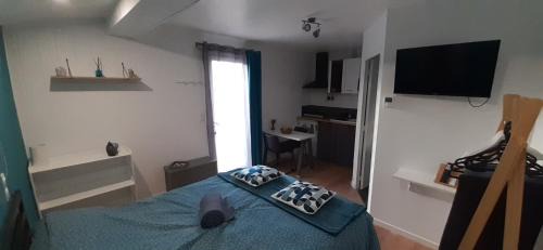 Saint-Leger-les-Vignes Casa | Virginie & Yann