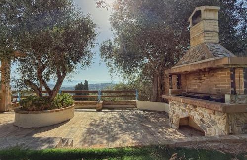 Viros Casa | Viros Holiday House Breathtaking Views & Private Mini Pool Jacuzzi in Corfu