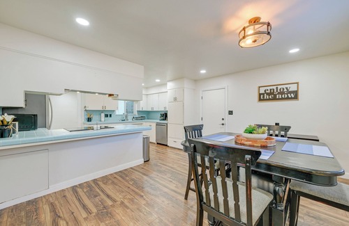 Visalia Cabaña | Visalia Vacation Rental w/ Yard: 1 Mi to Downtown