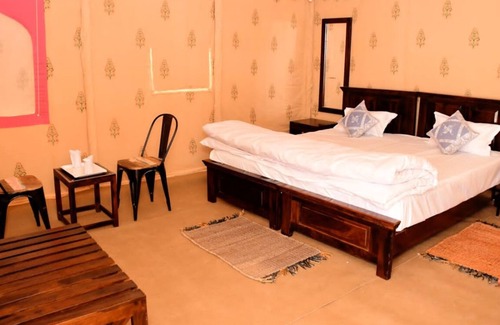 Kanoi Hotel | Vishco Paradise Resort