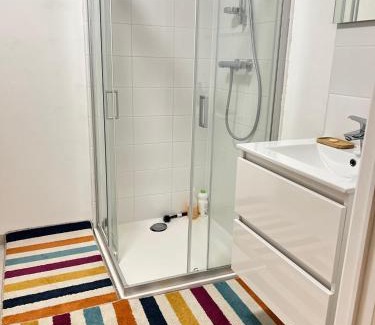 Sint-Jans-Molenbeek Apartamento | visit Brussels city