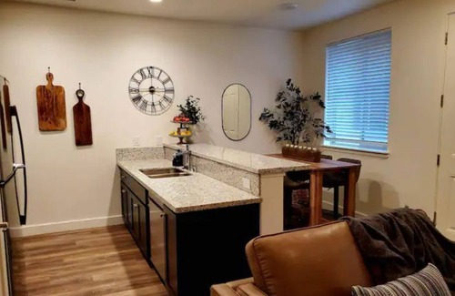 Paradise Apartamento | Visit Paradise 1/1 NEW Apt Home