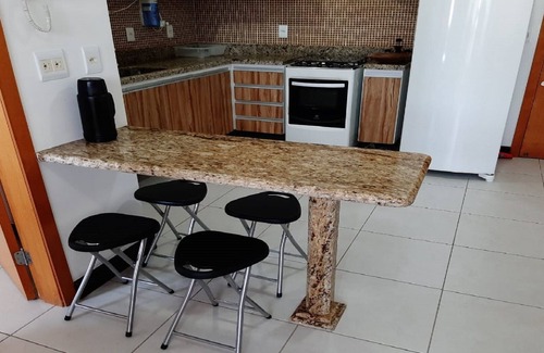 Vila Velha Apartamento | Vista da Praia de Itaparica - Wi Fi - TV Smart c/ Netflix - Piscina -12x Cartão