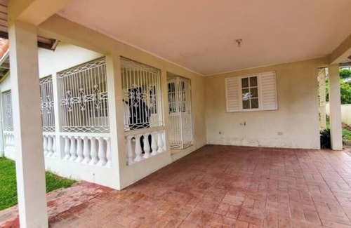 Tower Isle Casa | Vista Del Mar 4 Bedroom by Paradise Listing