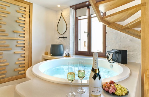 Old Town Rethymnon Apartamento | VISTA DEL PORTO LUXURY SUITES
