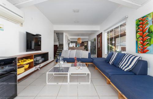 Joao Fernandes Casa | Vista Mar - João Fernandes - 4 suítes, piscina e área Gourmet - 10 Pessoas