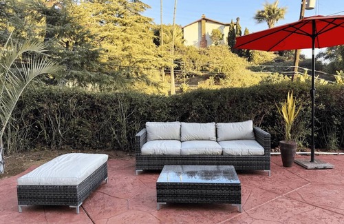 Bonita Casa | Vista Point Pomona: A Cozy Hilltop Retreat with Spanish Charm
