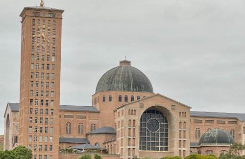 Aparecida Apartamento | Vista Privilegiada 5 minutos da Basílica