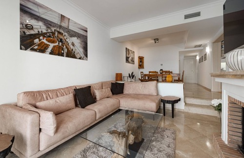San Roque Chalet De Esquí | Vista Real Alcaidesa Golf 2397