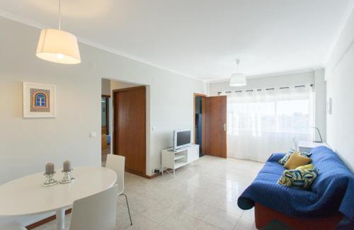 Penha de Franca Apartamento | Vista Rio