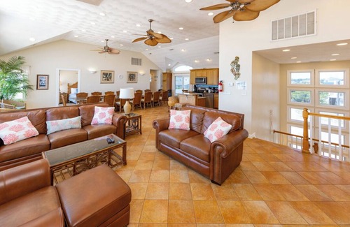 Sandbridge Casa | Vista Royale | Oceanfront | Private Pool and Hot Tub
