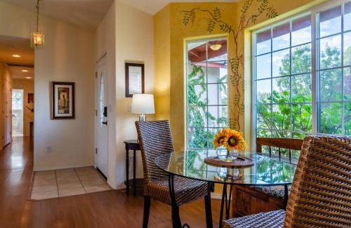 San Miguel Casa | Vista Vine Cottage