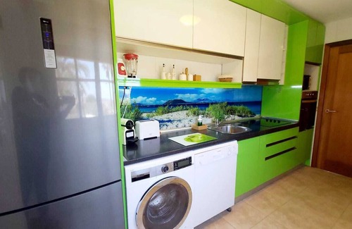 Caleta de Fuste Casa | VISTALEGRE house with jacuzzi, the best views of the sea and golf course.