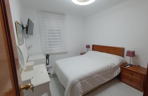 La Linea de la Concepcion Casa | Vistas a 3 Países y 2 Continentes 1º linea de Playa a 5 minutos de Gibraltar