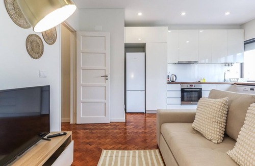Linda-a-Velha Apartamento | Vita Portucale Ajuda Delight