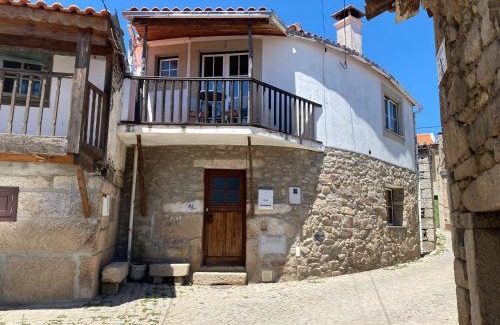 Torre de Moncorvo Apartamento | Vita Portucale ! Countryside Cottage Gem Moncorvo