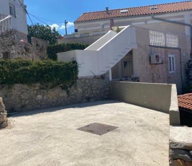 Ustrine Casa | Vita Vacation Home