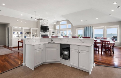 Carolina Dunes Casa | Vitamin Bay, Duck NC - Soundfront, private pool & hot tub