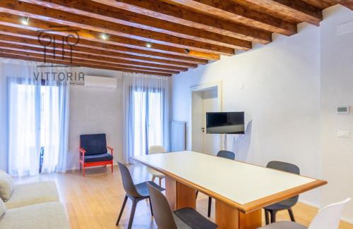 Vicenza Apartamento | Vittoria Apartments Fogazzaro
