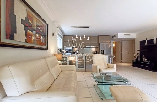 Cannes City Centre Apartamento | Viva Riviera 2 Bedrooms with swimming pool
