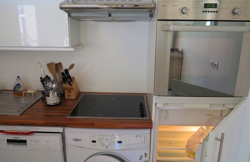 Cannes City Centre Apartamento | Viva Riviera Nice and Quiet 1 Bedroom with swimming pool