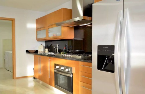 Puerta de Hierro Apartamento | Vive cerca de Andares !!
