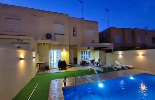 Jerez de la Frontera Casa | VIVE JEREZ Casa de lujo con piscina y barbacoa en la mejor zona de Jerez de la Frontera