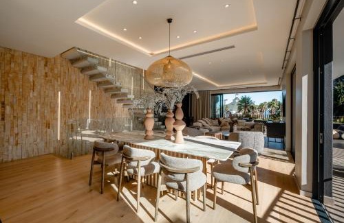 Camps Bay Casa | Vive One by Bliss Collection