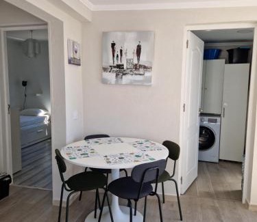 Linda-a-Velha Casa | Vivenda BRANCA